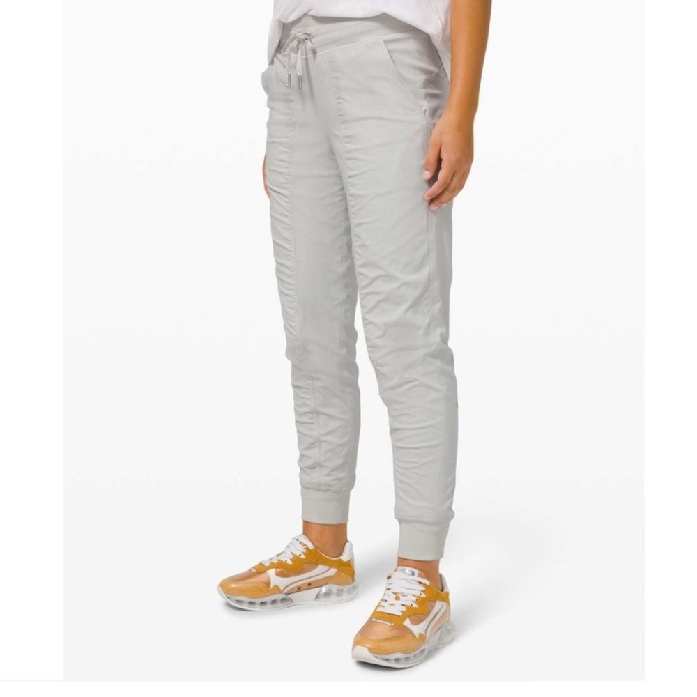 Lululemon dance studio joggers